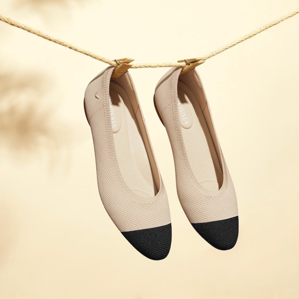 VIVAIA Almond-Toe Ballet Flats (Tamia 2.0) in Almond & Black | Size EU 40.5